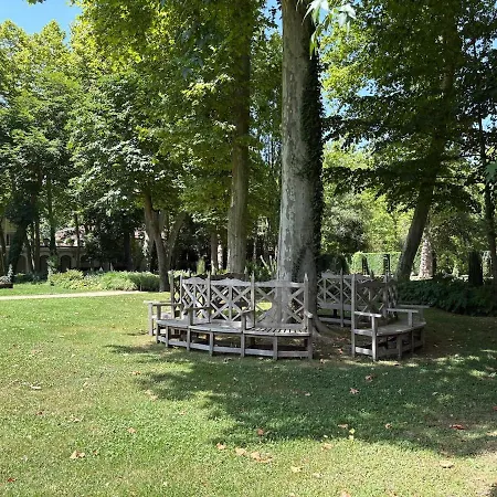 Confort Et Ecrin De Verdure ! 度假居